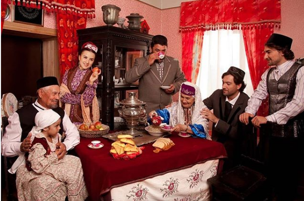 Customs and traditions in a Tatar family